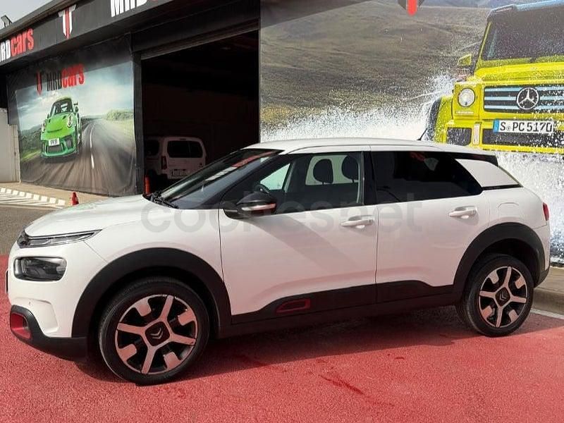 Usado Citroën C4 Shine 100 CV (73 kW) 2018 Blanco Berlina