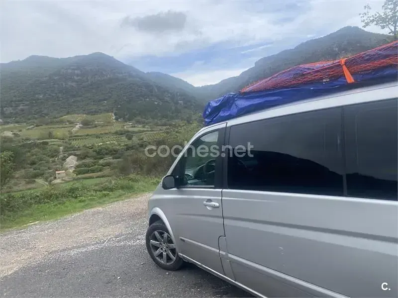 Usado Mercedes Viano 150 CV (110 kW) 2004 Gris / plata Monovolumen