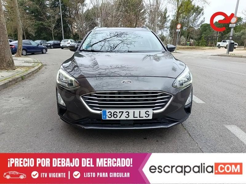 Usado Ford Focus Active 125 CV (91 kW) 2020 Negro Familiar