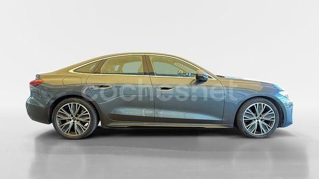 Usado Audi A5 Sportback Ambiente 204 CV (150 kW) 2024 Gris / plata Utilitario