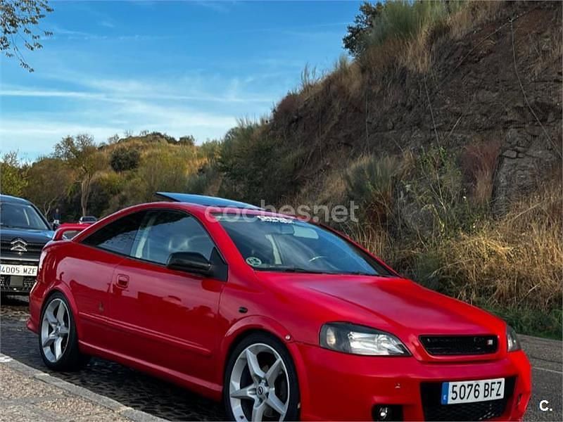 Usado Opel Astra 125 CV (91 kW) 2001 Rojo Coupe