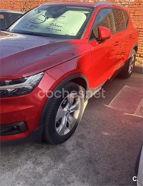 Usado Volvo XC40 Business Edition 150 CV (110 kW) 2019 Rojo SUV