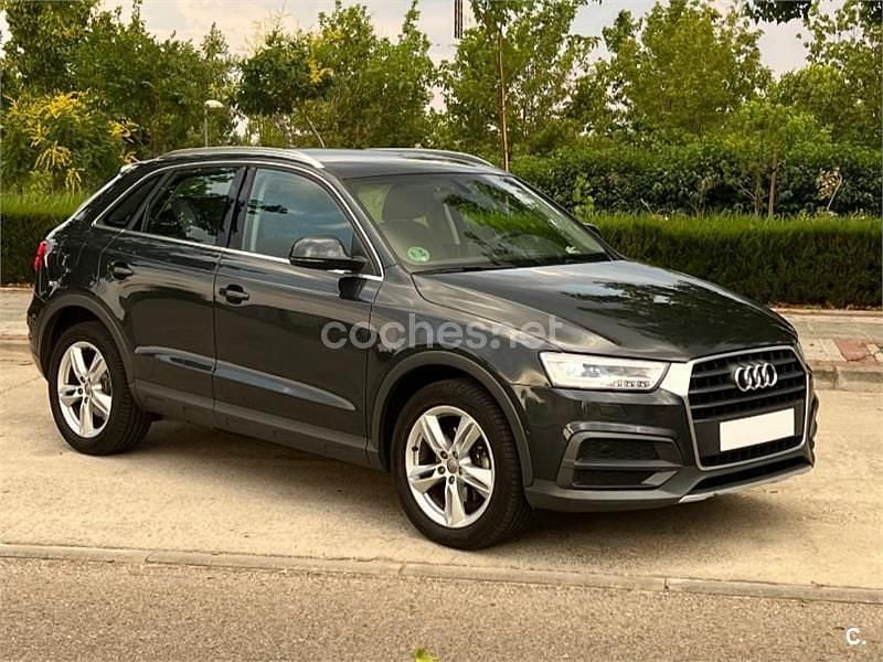Usado Audi Q3 S-Line 150 CV (110 kW) 2018 Gris / plata SUV