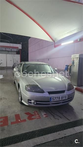 Usado Hyundai Coupé GLS 105 CV (77 kW) 2002 Gris / plata Coupe