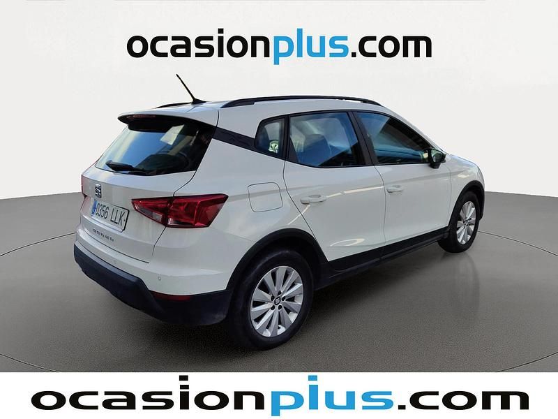 Usado Seat Arona Style 95 CV (69 kW) 2020 Blanco SUV