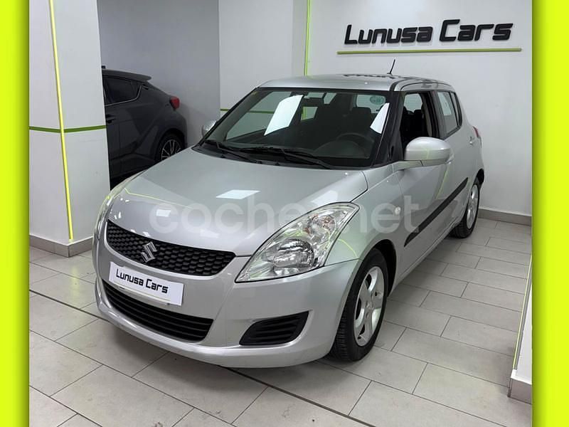 Blanco Usado 2011 Suzuki Swift GLX Berlina | 6990 € (Precio justo) - Imagen 1/4