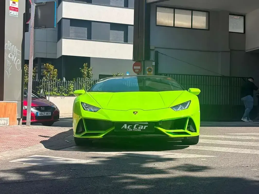 Usado Lamborghini Huracán 639 CV (469 kW) 2020 Verde Descapotable