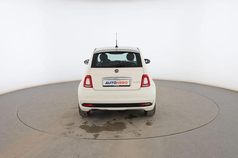 Usado Fiat 500 70 CV (51 kW) 2021 Blanco Berlina