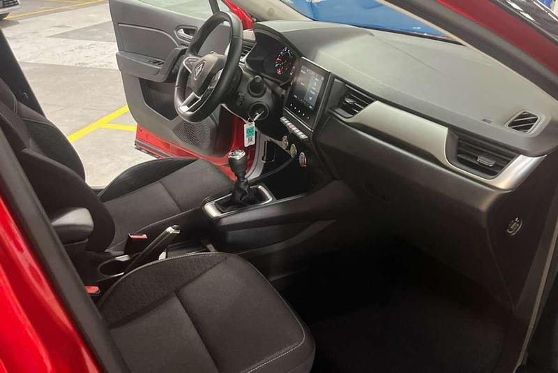 Usado Renault Captur Equilibre 91 CV (66 kW) 2023 Rojo SUV