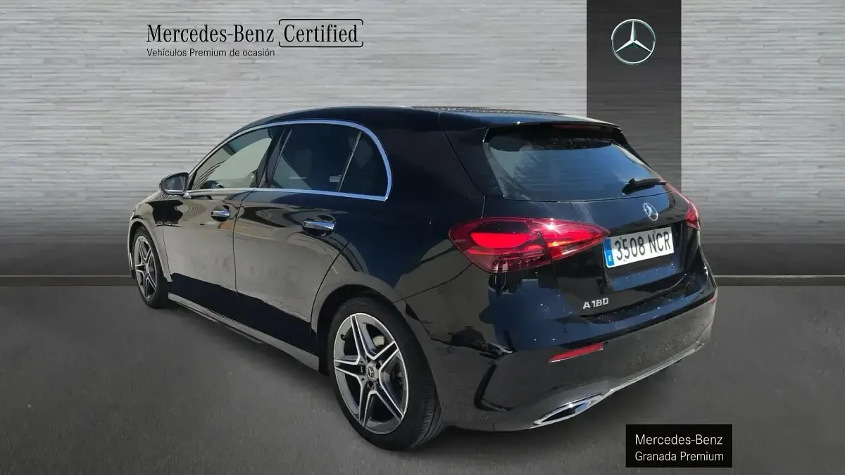 Usado Mercedes A180 136 CV (100 kW) 2025 Negro Berlina