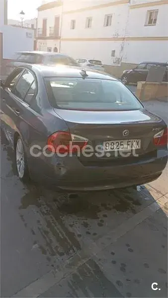 Usado BMW 320 150 CV (110 kW) 2007 Gris / plata Berlina