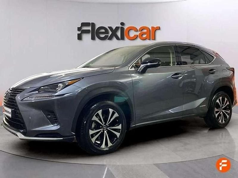 Usado Lexus NX300h 197 CV (144 kW) 2021 Gris SUV