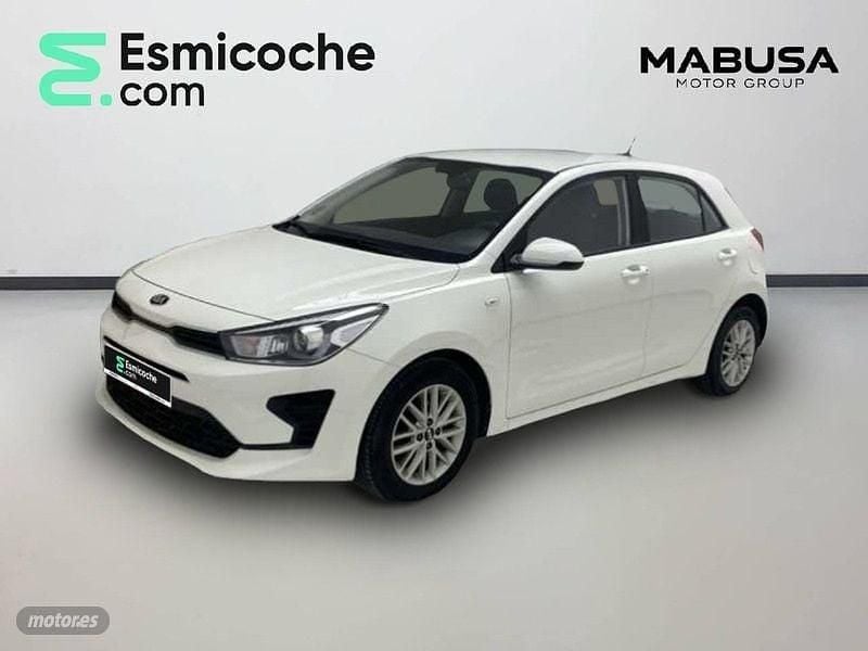 Blanco Usado 2021 Kia Rio | 13.290 € (Precio justo) - Imagen 1/4