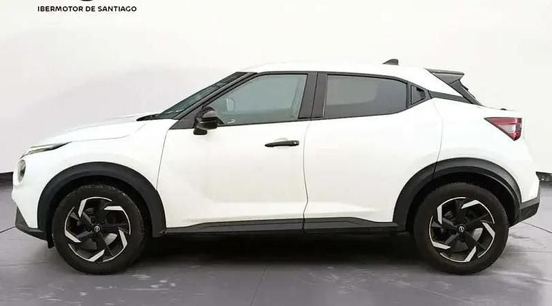 Usado Nissan Juke Acenta 114 CV (83 kW) 2024 Sapporo white (sólido) SUV