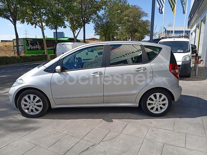 Usado Mercedes A200 Elegance 140 CV (102 kW) 2005 Gris / plata Monovolumen