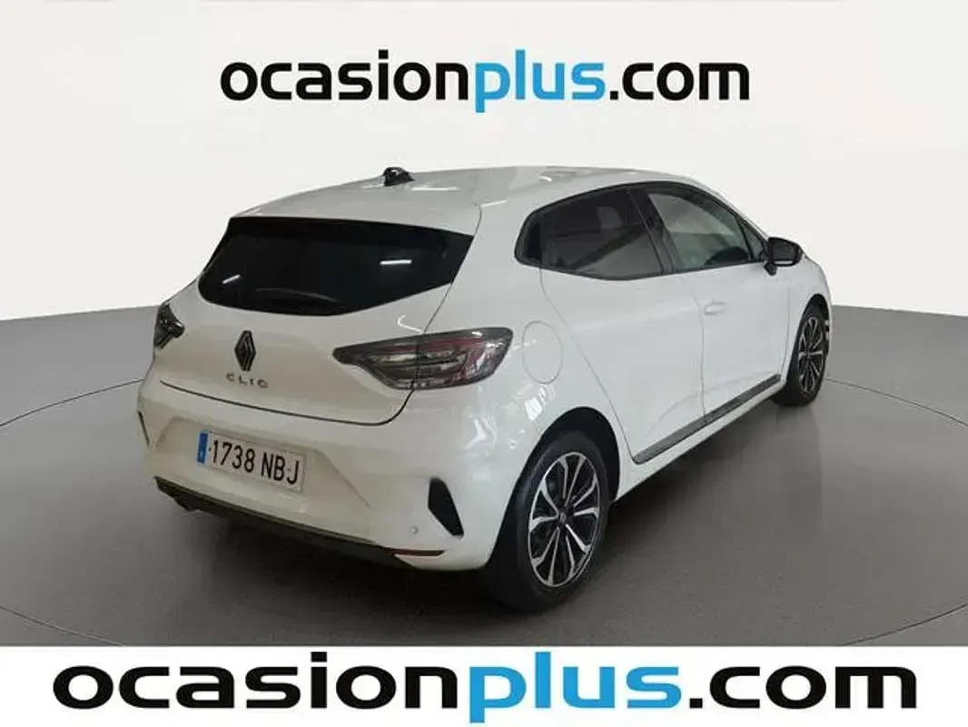 Usado Renault Clio Techno 91 CV (66 kW) 2025 Blanco Utilitario