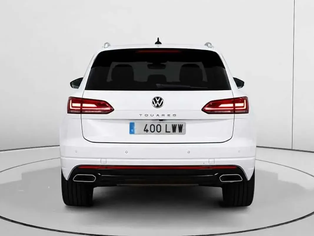 Usado VW Touareg Elegance 286 CV (210 kW) 2022 Blanco SUV