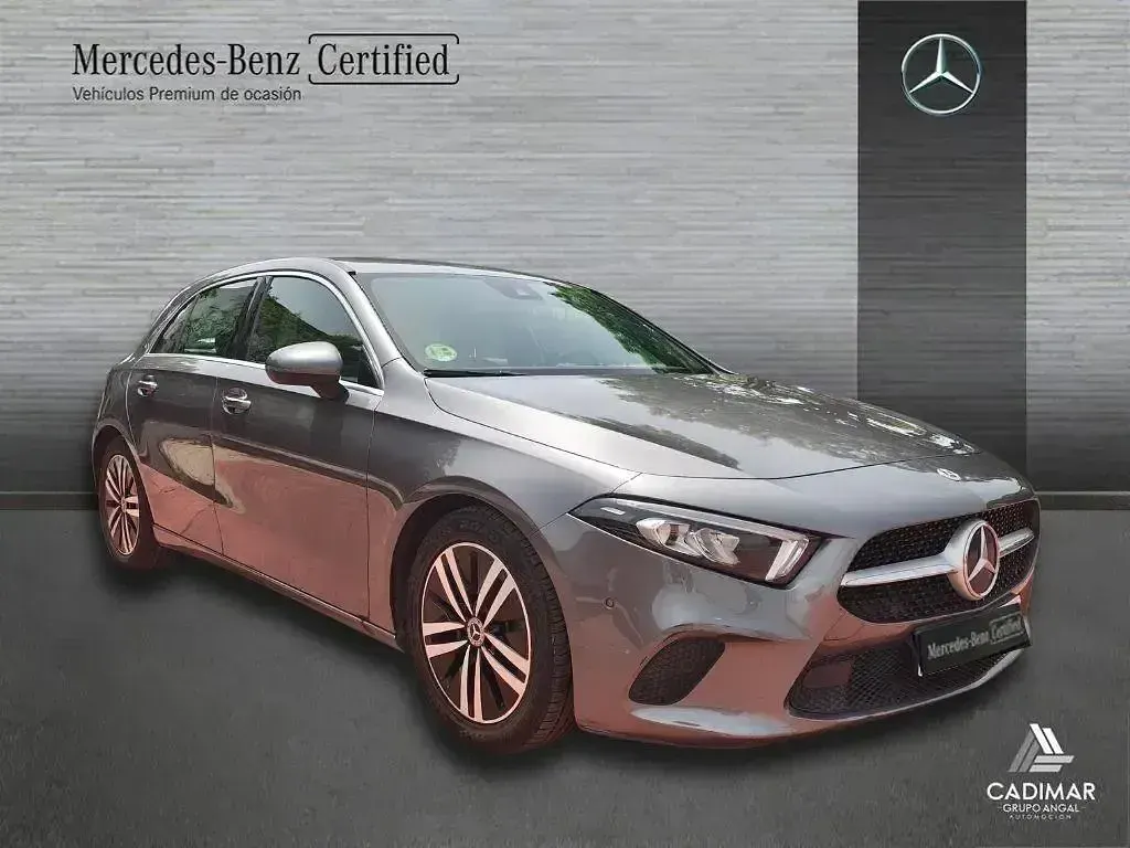 Usado Mercedes A180 Progressive 116 CV (85 kW) 2022 Gris montaña Berlina