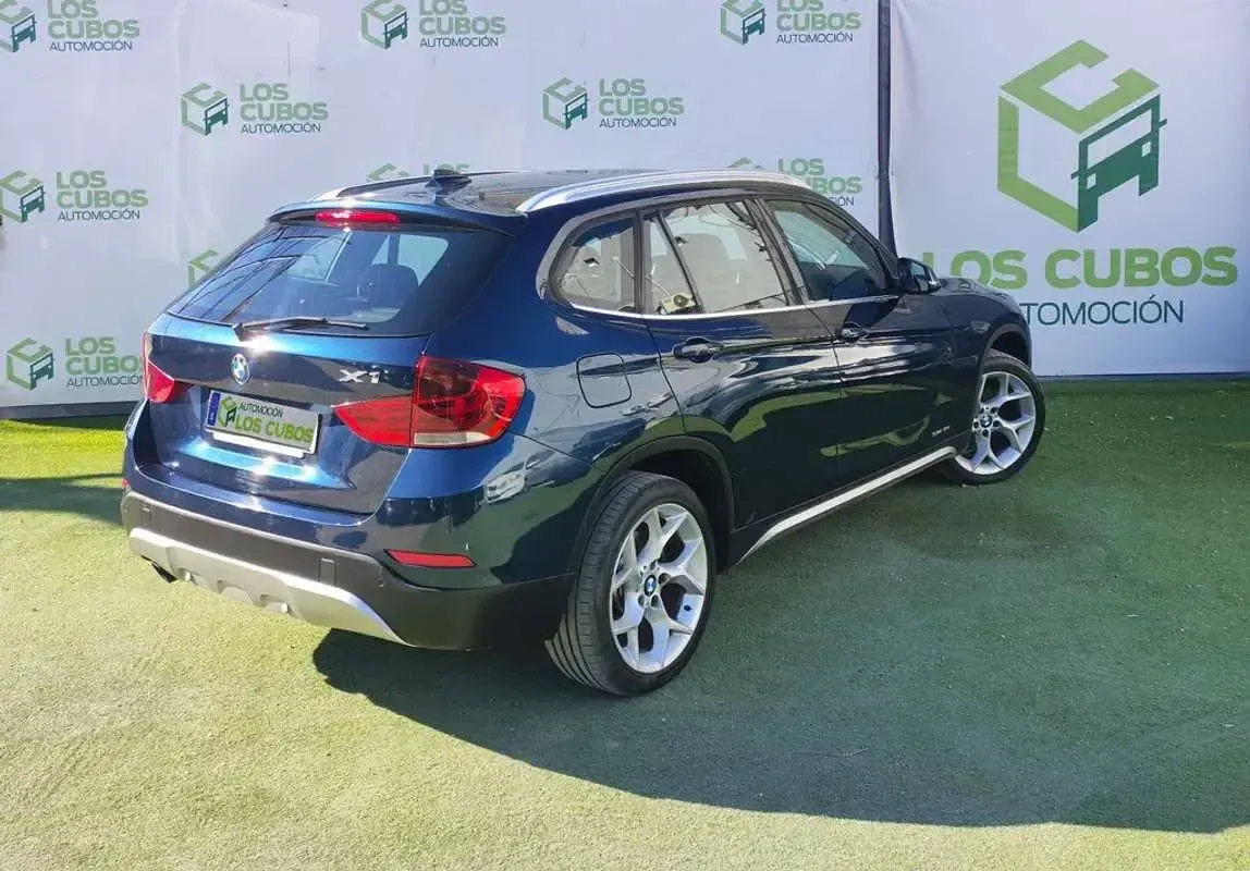 Usado BMW X1 Comfort Edition 143 CV (105 kW) 2014 Azul SUV