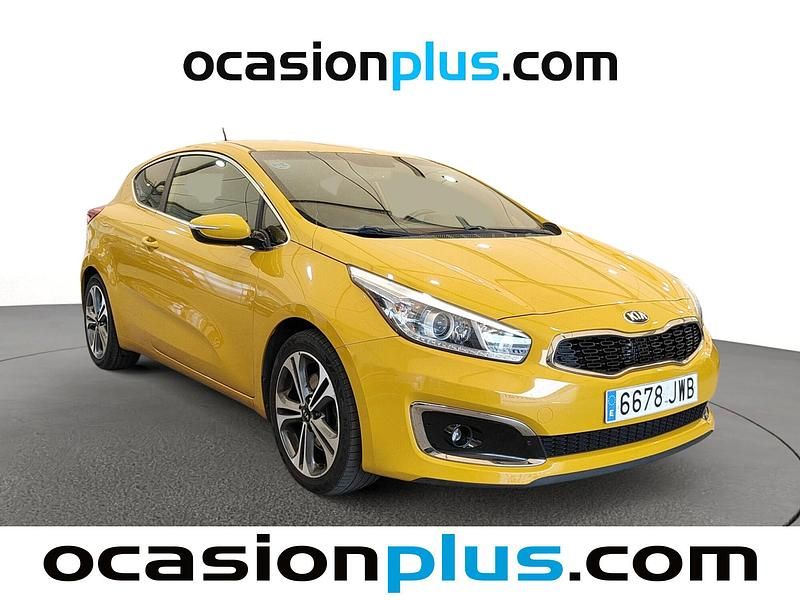 Usado Kia Ceed GT 136 CV (100 kW) 2017 Amarillo Berlina