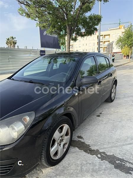 Usado Opel Astra Enjoy 100 CV (73 kW) 2006 Negro Berlina