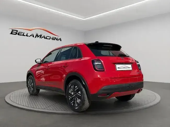 Usado Fiat 600 La Prima 100 CV (73 kW) 2025 Rojo SUV