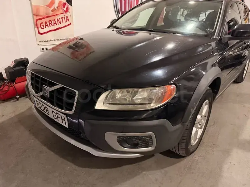 Usado Volvo XC70 Summum 175 CV (128 kW) 2009 Negro Familiar