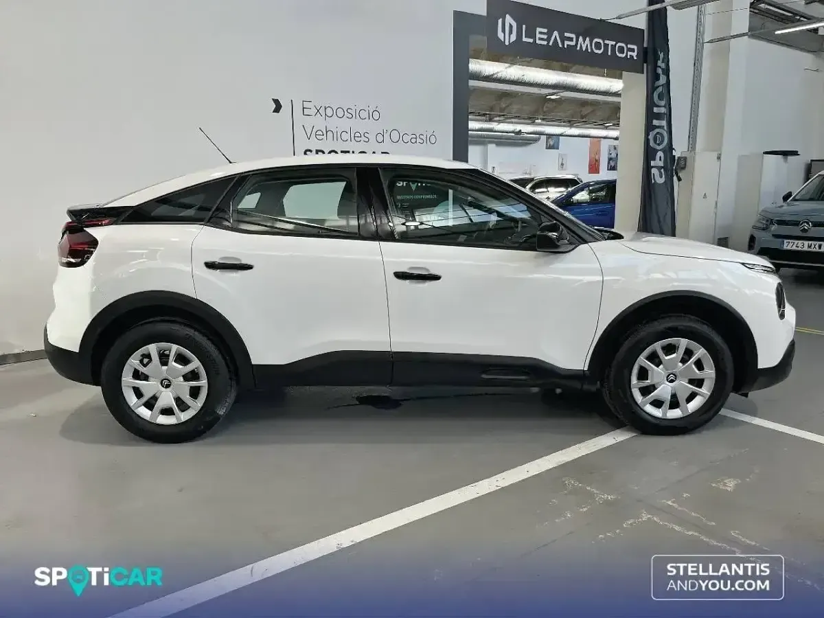 Usado Citroën C4 Live 101 CV (74 kW) 2023 Blanco SUV