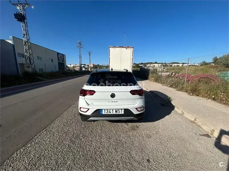 Usado VW T-Roc 150 CV (110 kW) 2024 Blanco SUV