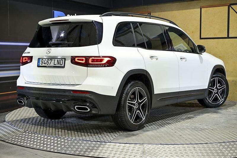 Usado Mercedes GLB200 163 CV (119 kW) 2021 Blanco SUV
