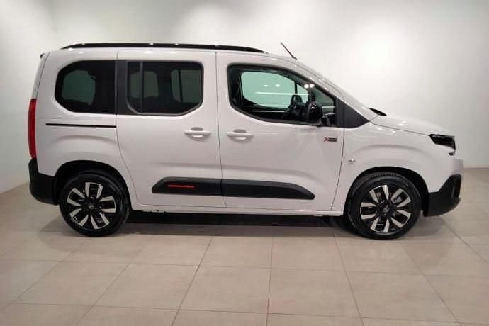 Usado Citroën Berlingo 130 CV (95 kW) 2024 Monovolumen