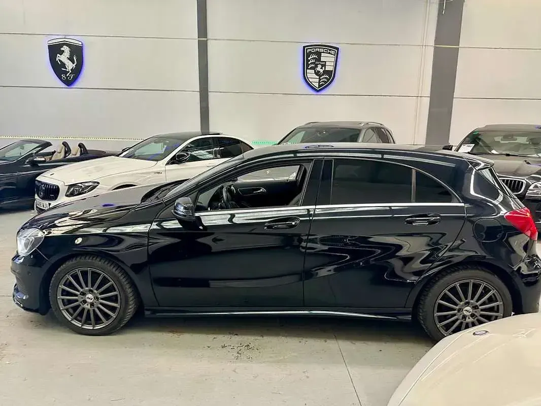 Usado Mercedes A220 177 CV (130 kW) 2016 Negro Utilitario