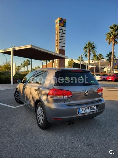 Gris / plata Usado 2011 VW Golf VI Advance Berlina | 8900 € (Precio justo) - Imagen 1/4