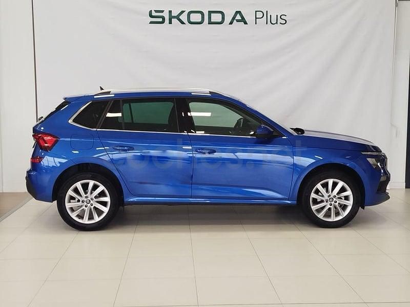 Usado Skoda Kamiq Selection 115 CV (84 kW) 2025 Azul SUV