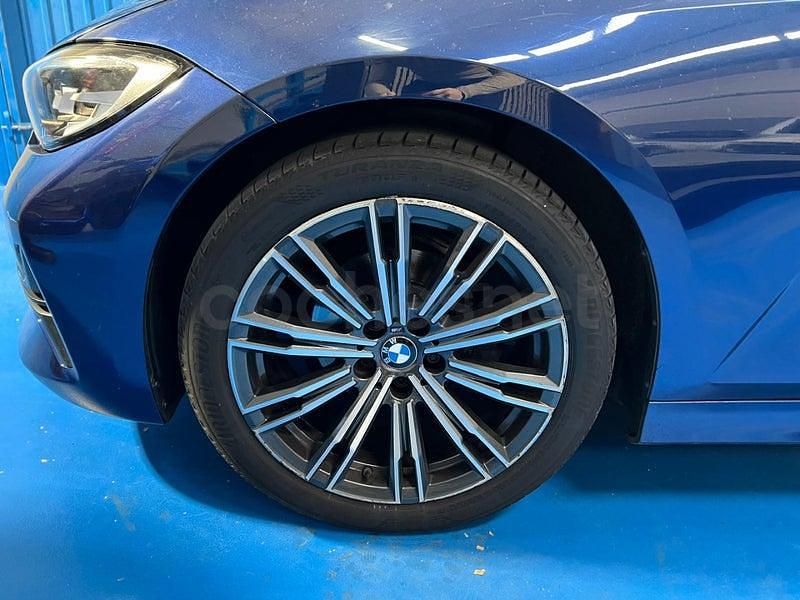 Używany BMW 318 Gran Turismo 150 KM (110 kW) 2019 Niebieski Sedan/Limuzyna