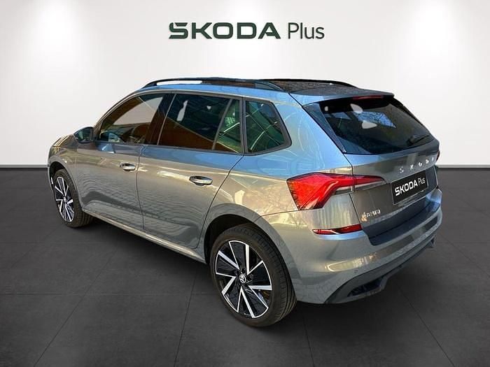 Usado Skoda Kamiq Sport 110 CV (80 kW) 2024 Gris SUV