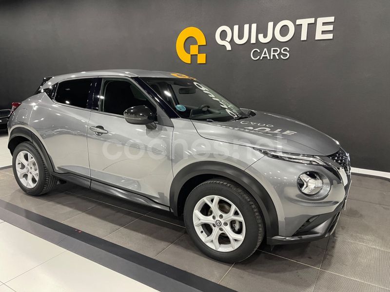Gris / plata Usado 2022 Nissan Juke Enigma SUV | 17.900 € (Precio justo) - Imagen 1/4