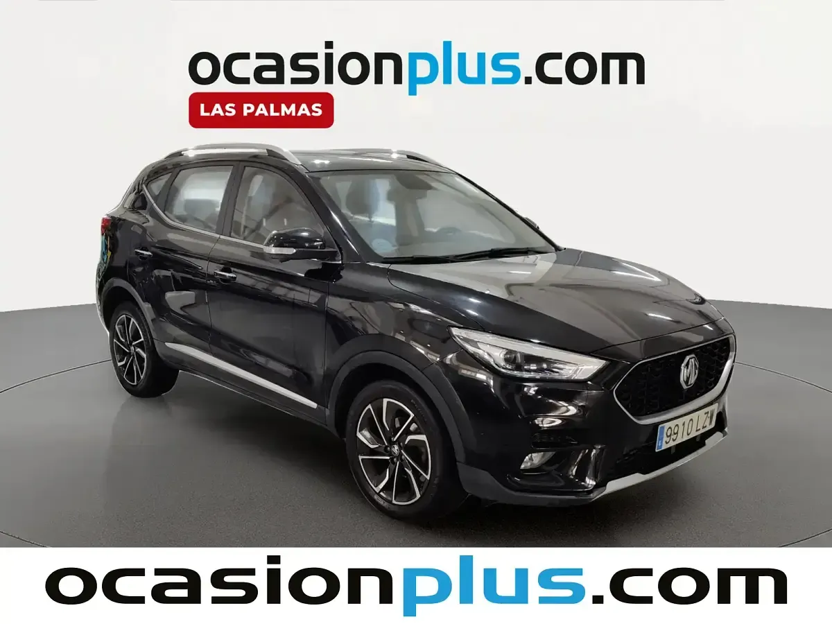 Usado MG ZS Luxury 111 CV (81 kW) 2022 Negro SUV