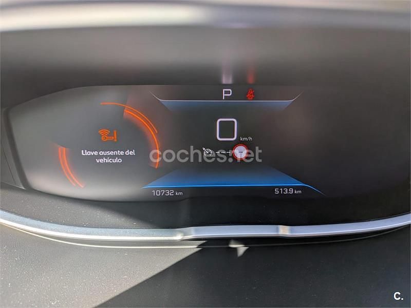 Usado Peugeot 5008 Active 136 CV (100 kW) 2024 Negro SUV