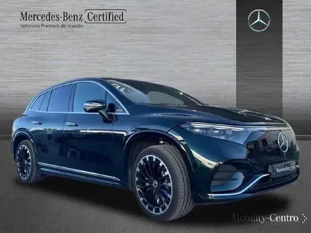 Usado Mercedes EQS580 AMG line 400 kW (544 CV) 2023 Smaragdgreen  metallic paint SUV