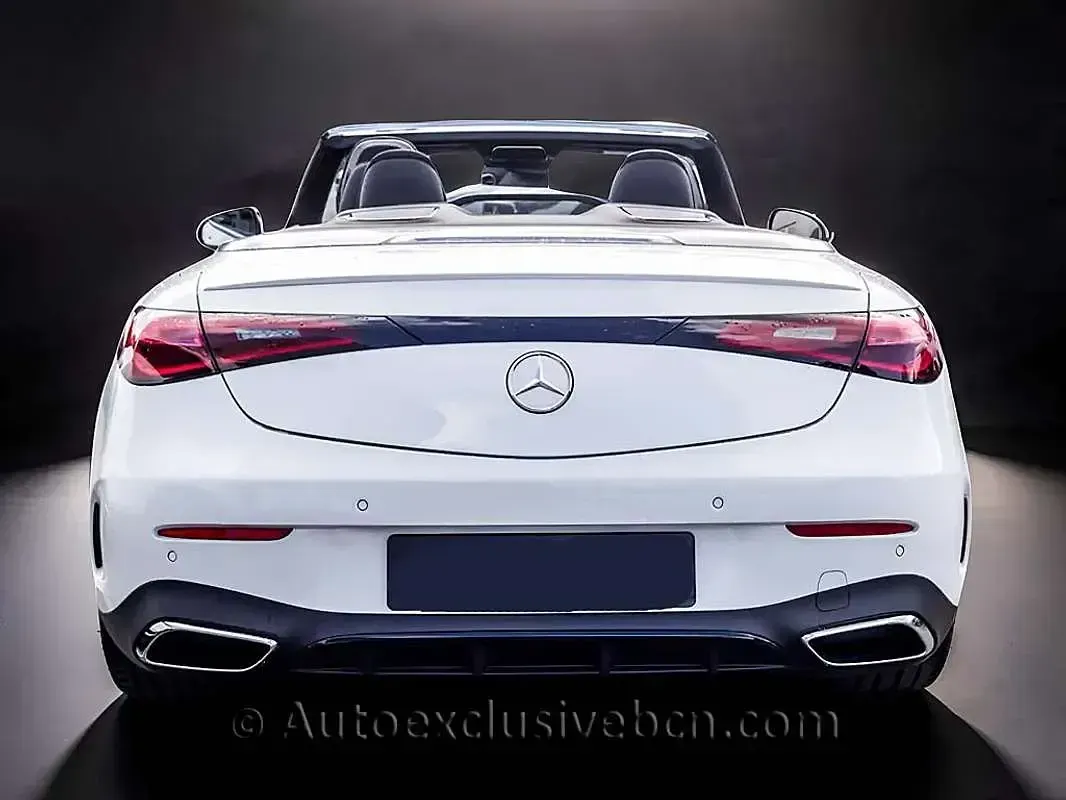 Usado Mercedes CLE300 313 CV (230 kW) 2025 Blanco Coupe