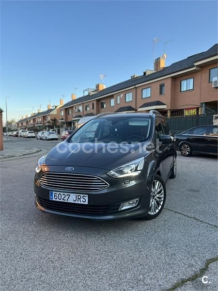 Usado Ford Grand C-Max Titanium 125 CV (91 kW) 2016 Gris / plata Monovolumen
