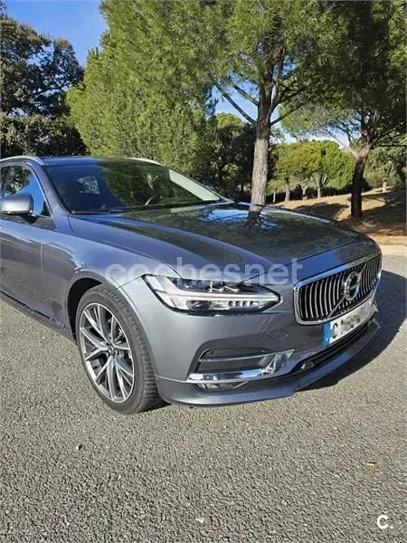 Usado Volvo V90 Inscription 190 CV (139 kW) 2018 Gris / plata Familiar