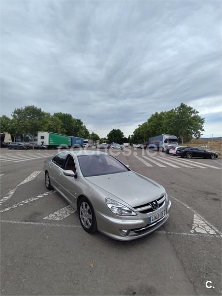 Beige Usado 2005 Peugeot 607 Berlina | 6000 € - Imagen 1/4