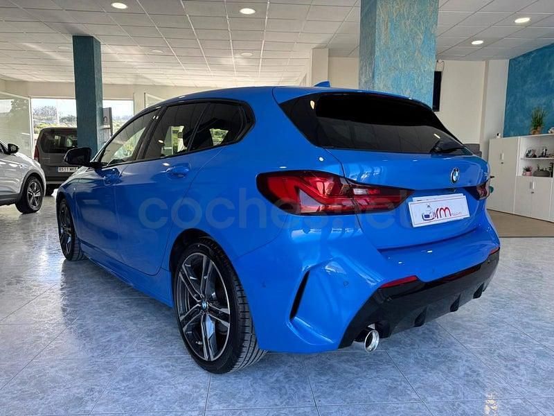 Usado BMW 118 M Sport 136 CV (100 kW) 2021 Azul Utilitario