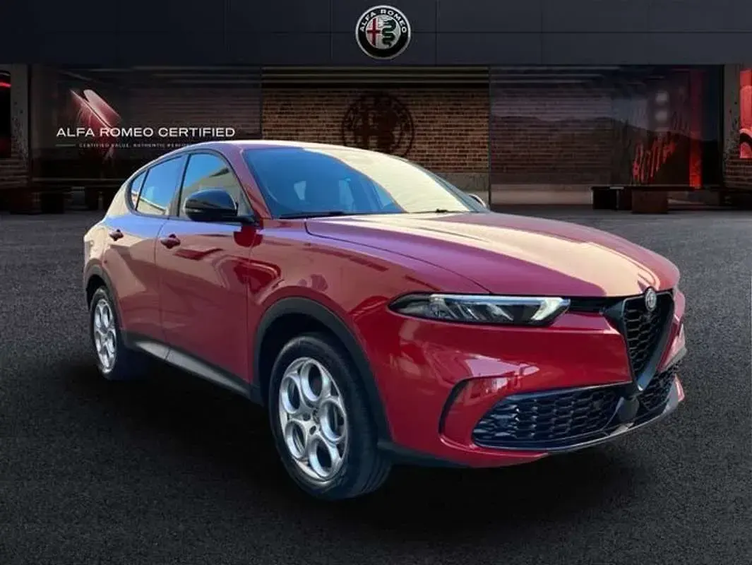 Usado Alfa Romeo Tonale Sprint 283 CV (208 kW) 2023 Rojo SUV