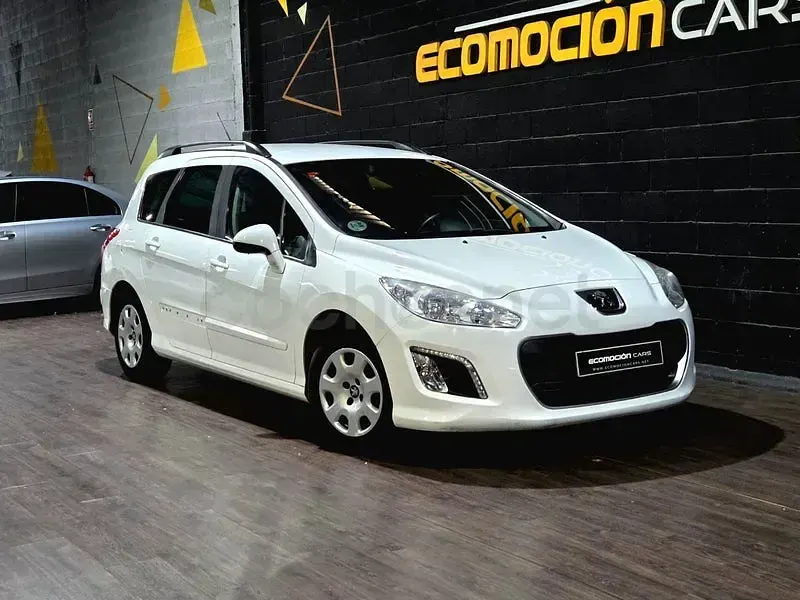 Usado Peugeot 308 SW Business-Line 120 CV (88 kW) 2014 Blanco Familiar