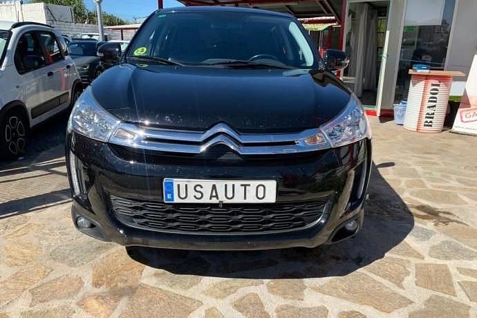 Usado Citroën C4 115 CV (84 kW) 2015 Negro SUV