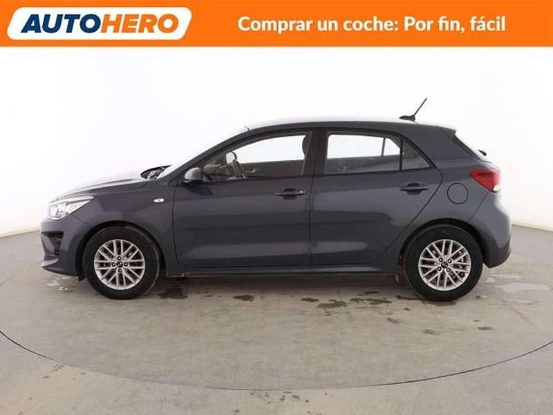 Usado Kia Rio 84 CV (61 kW) 2020 Gris Utilitario