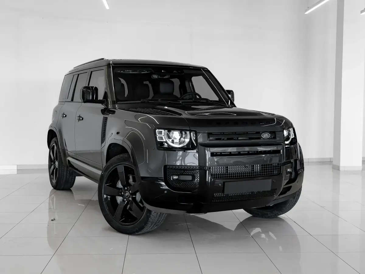 Usado Land Rover Defender SE Dynamic 301 CV (221 kW) 2025 SUV